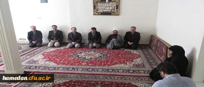 به مناسبت دهه مبارک فجر و با حضور مسئول نهاد رهبری و همکاران دانشگاه فرهنگیان همدان انجام گرفت:
دیدار و دلجویی از خانواده مرحوم جعفری همکار جانباز و ایثارگر پردیس شهید مقصودی همدان