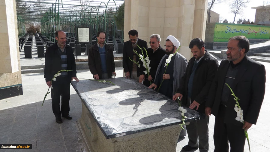 غبار روبی مزار شهید مقصودی و سایر شهدای والامقام انقلاب اسلامی همدان