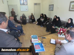 در مراسمی با حضور استاد و دانشجویان عضو کمیته تدریس پژوهی پردیس شهید باهنر از سرپرست دانشگاه فرهنگیان همدان و معاونین ایشان تقدیر به عمل آمد.