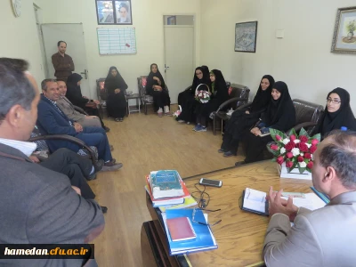 در مراسمی با حضور استاد و دانشجویان عضو کمیته تدریس پژوهی پردیس شهید باهنر از سرپرست دانشگاه فرهنگیان همدان و معاونین ایشان تقدیر به عمل آمد.