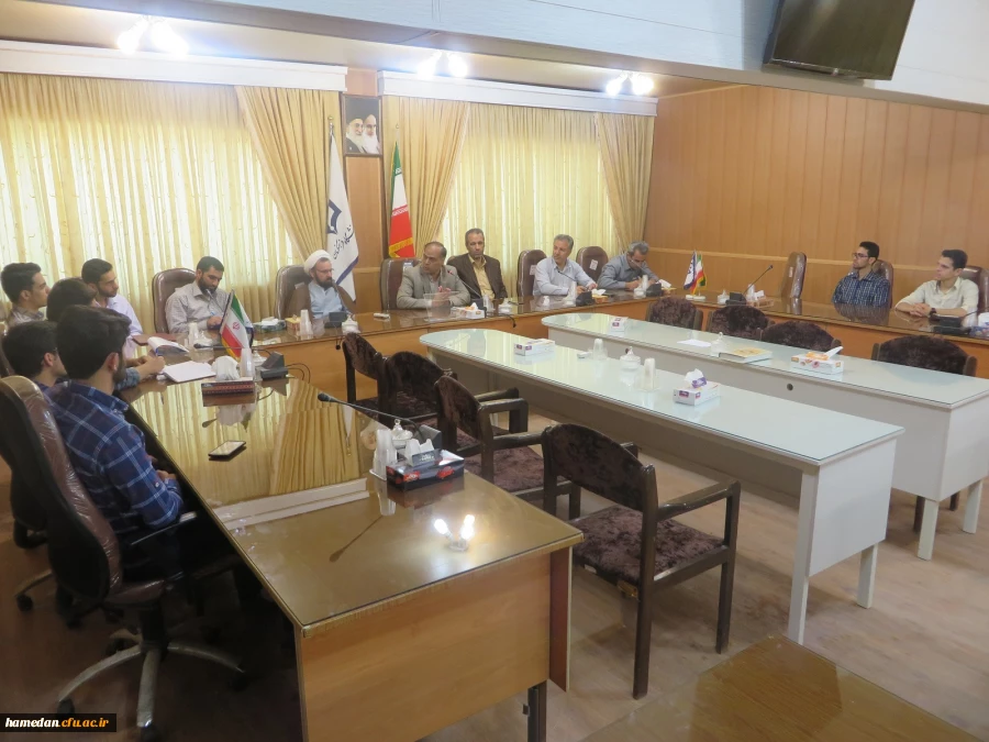 جلسه تکریم و معارفه­ ی مسئول بسیج دانشجویی پردیس شهید مقصودی همدان برگزار شد