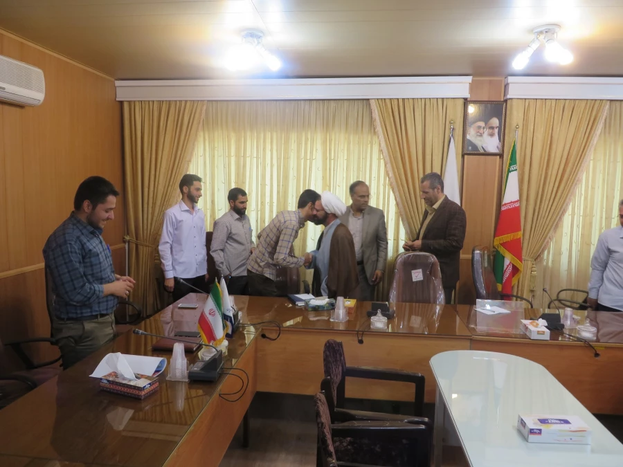 جلسه تکریم و معارفه­ ی مسئول بسیج دانشجویی پردیس شهید مقصودی همدان برگزار شد