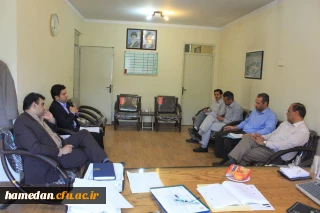 جلسه سرپرست، معاون هماهنگی، مدیر اداری و مدیر مالی دانشگاه فرهنگیان همدان با مسئولین بیمه دانا در استان