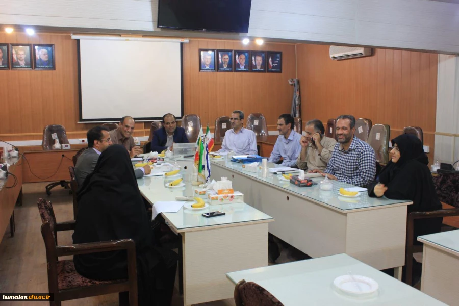 جلسه ی شورای پژوهشی دانشگاه فرهنگیان استان همدان