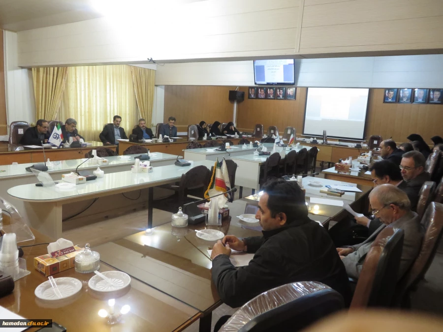 کارگاه آموزشی گزارش نویسی پژوهشی ویژه اعضا هیات