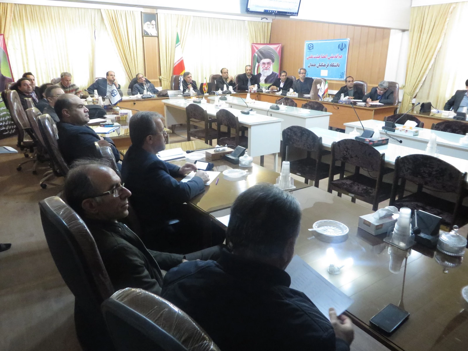 کارگاه آموزشی گزارش نویسی پژوهشی ویژه اعضا هیات