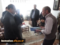 حضور در بیت همکار جانباز و تجلیل از این ایثارگر ارزشمند پردیس شهید مقصودی همدان با حضور مسئولین دانشگاه فرهنگیان همدان
