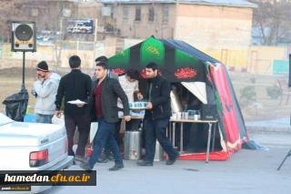 گزارش تصویری از برگزاری ایستگاه صلواتی در روز شهادت حضرت زهرا (س)-میدان هگمتانه ـ هلال احمر، بسیج دانشجویی، جامعه اسلامی