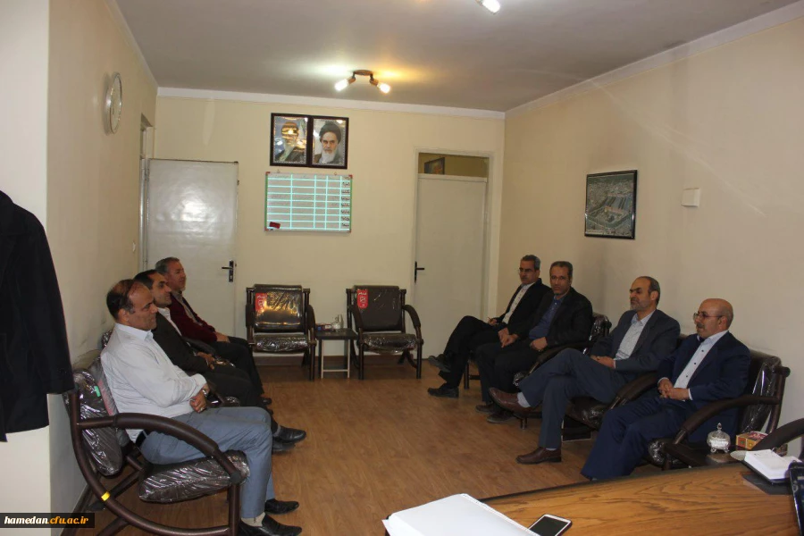 نشست صمیمی آقای دکتر علی صوفی ریاست دانشگاه فرهنگیان استان همدان و معاونین ایشان با آقای دکتر صفایی ریاست دانشگاه پیام نور استان همدان و همراهان.