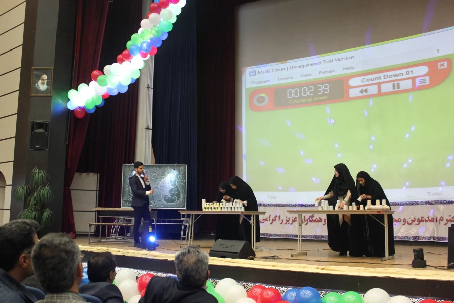 مراسم گرامیداشت هفته ی آموزش و روز معلم