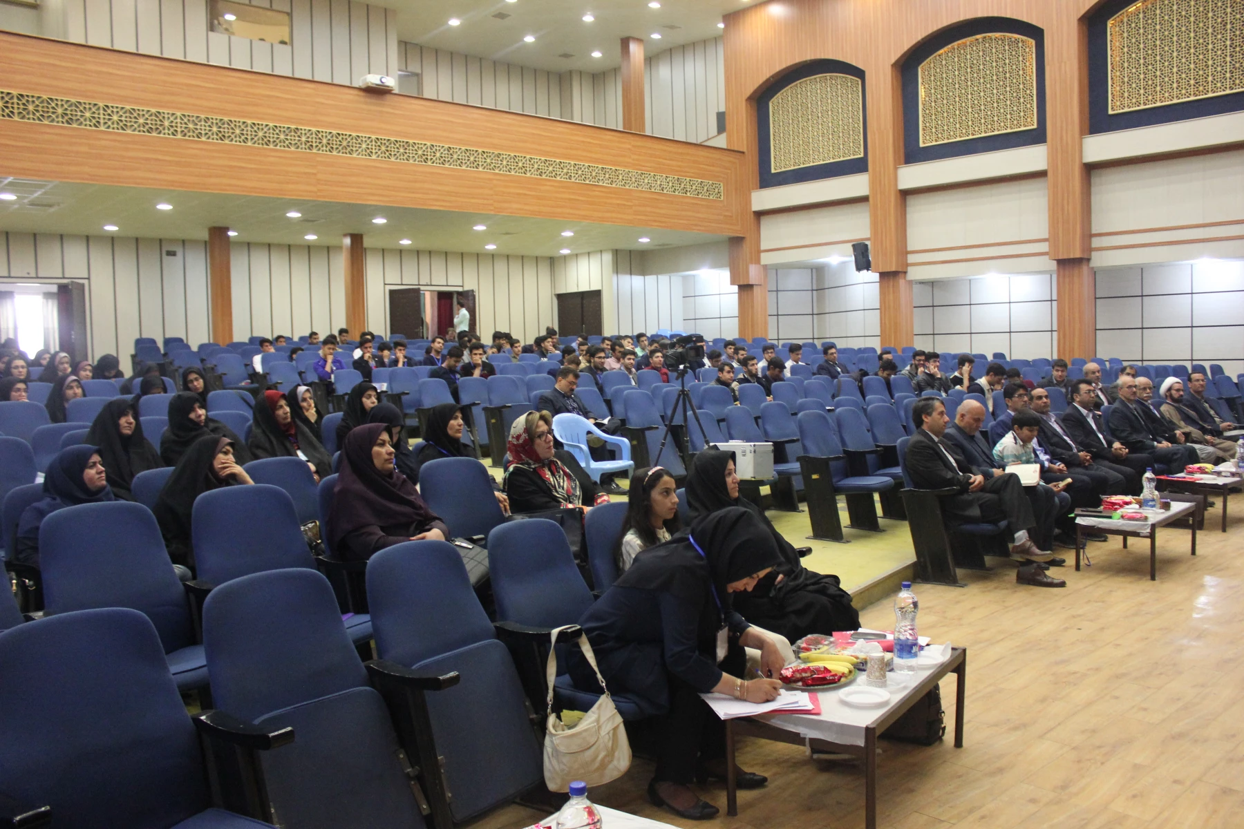 جشنواره کشوری آثار برتر زبان و ادبیات فارسی استادان و معلمان