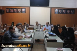 جلسه شورای آموزشی دانشگاه فرهنگیان استان همدان