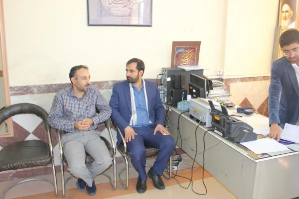 بازدید اکبر کاوسی امید عضو شورای اسلامی شهر همدان از روند مصاحبه تخصصی داوطلبان ورود به دانشگاه فرهنگیان همدان