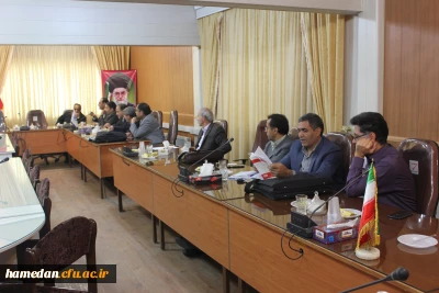 جلسه هم اندیشی اعضای هیات علمی دانشگاه فرهنگیان همدان با محوریت دفتر نهاد نمایندگی مقام معظم رهبری (مدظله العالی)