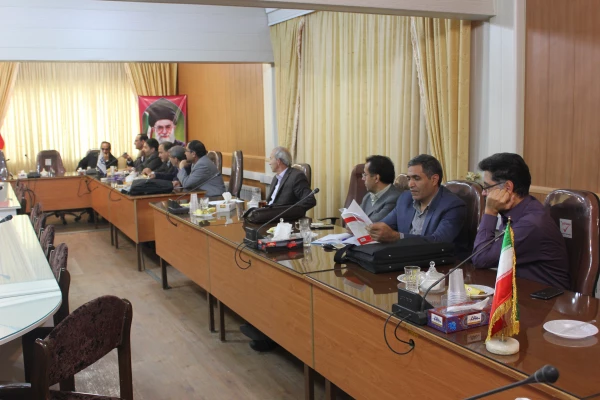 جلسه هم اندیشی اعضای هیات علمی دانشگاه فرهنگیان همدان با محوریت دفتر نهاد نمایندگی مقام معظم رهبری (مدظله العالی)