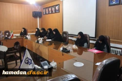 نشست هم اندیشی اعضای هیات علمی دانشگاه فرهنگیان با محوریت دفتر نهاد نمایندگی مقام معظم رهبری برگزار شد