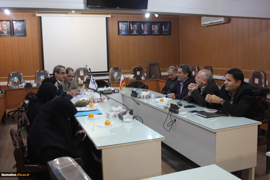 تشکیل جلسه گروه علوم تربیتی دانشگاه فرهنگیان همدان