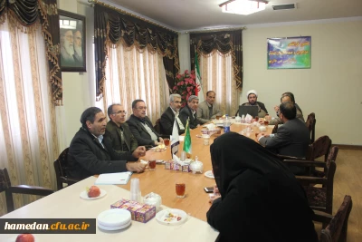در ادامه ی نشست های هم اندیشی اعضای هیات علمی دانشگاه فرهنگیان همدان با حضور مسئول دفتر نهاد نمایندگی مقام معظم رهبری (مدظله العالی)