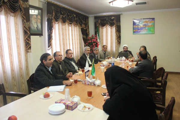 در ادامه ی نشست های هم اندیشی اعضای هیات علمی دانشگاه فرهنگیان همدان با حضور مسئول دفتر نهاد نمایندگی مقام معظم رهبری (مدظله العالی)