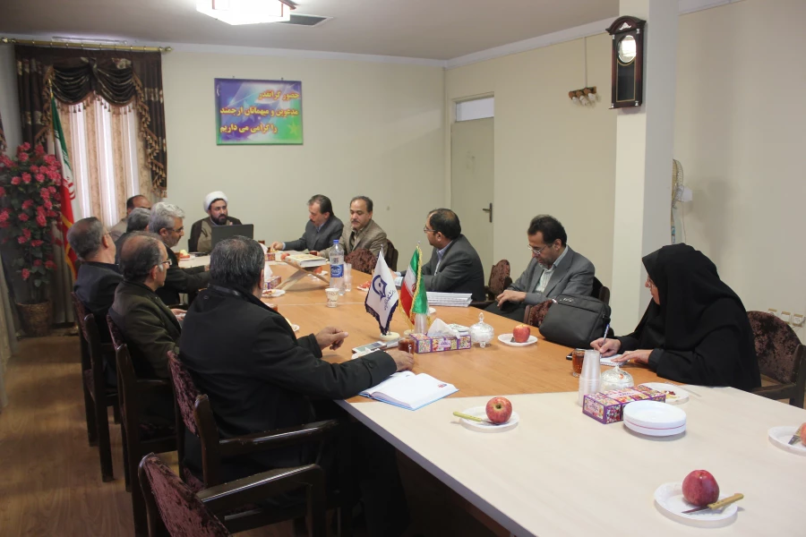 در ادامه ی نشست های هم اندیشی اعضای هیات علمی دانشگاه فرهنگیان همدان با حضور مسئول دفتر نهاد نمایندگی مقام معظم رهبری (مدظله العالی)