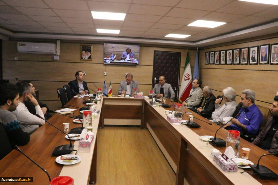 دهمین نشست از سلسله جلسات کارگروه تاریخ اجتماعی انجمن ایرانی تاریخ با موضوع  « پیامدهای اجتماعی و فرهنگی جنگ جهانی اول در ایران» با حضور دکتر علیرضا علی صوفی سرپرست دانشگاه فرهنگیان همدان برگزار شد.