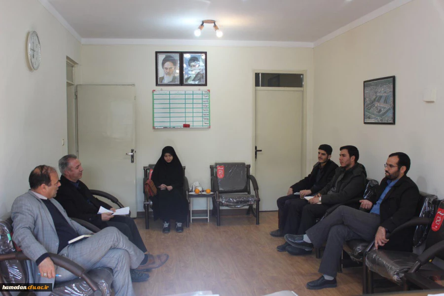دیدار فریادرس مسئول ناحیه بسیج دانشجویی استان با دکتر علیرضا علی صوفی سرپرست دانشگاه فرهنگیان همدان - سه شنبه 97/10/04 - اتاق ریاست دانشگاه