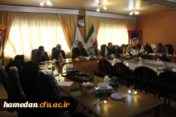 جلسه بررسی رهنامه 40 ماده ای دانشگاه فرهنگیان با حضور مسئولین واحدهای مختلف دانشگاه فرهنگیان همدان