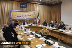 استاندار همدان در جلسه کمیته هیات امنا دانشگاه فرهنگیان استان:
هیات امنای استانی این دانشگاه نباید تشریفاتی باشد و همواره باید حضور موثری داشته باشیم