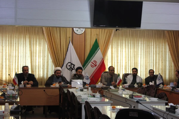 با موضوع انس با قرآن و بازخوانی حماسه نه دی برگزار شد:
دومین نشست معرفتی بسیج کارمندان دانشگاه فرهنگیان همدان به میزبانی پردیس شهید مقصودی