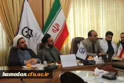 با موضوع انس با قرآن و بازخوانی حماسه نه دی برگزار شد:
دومین نشست معرفتی بسیج کارمندان دانشگاه فرهنگیان همدان به میزبانی پردیس شهید مقصودی