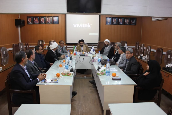 در شورای راهبردی دانشگاه فرهنگیان استان همدان با حضور حجت الاسلام و المسلمین دادگر مطرح شد:

اعضای هیات علمی نقش مهم و موثری در تربیت نسل جدید بر عهده دارند