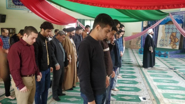 حجت الاسلام و المسلمین دادگر مسئول نهاد نمایندگی مقام معظم رهبری در دانشگاه فرهنگیان در جمع دانشجویان پردیس های همدان:

تردیدی نیست که دانشگاه فرهنگیان یا تربیت معلم مهمترین نهاد آموزشی درکشور است