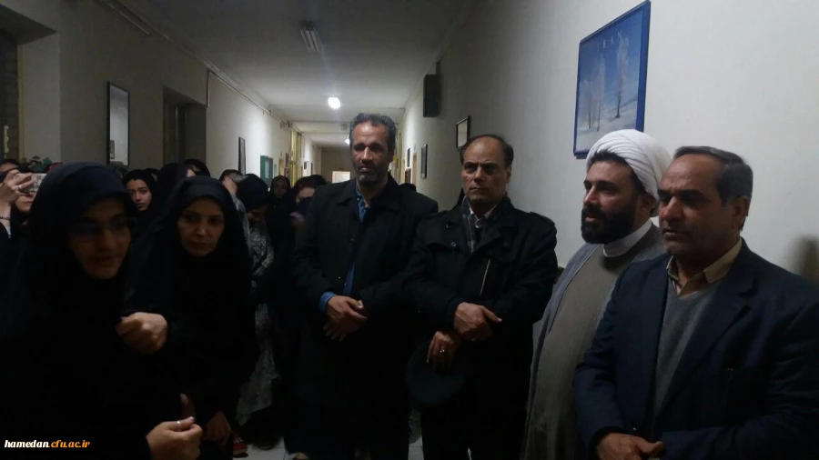 با هدف بررسی و رفع موانع سراهای دانشجویی انجام شد:
حضور صمیمی سرپرست، معاونین، مسئول دفتر نهاد رهبری و جمعی از همکاران دانشگاه فرهنگیان همدان در سراهای دانشجویی پردیس های استان