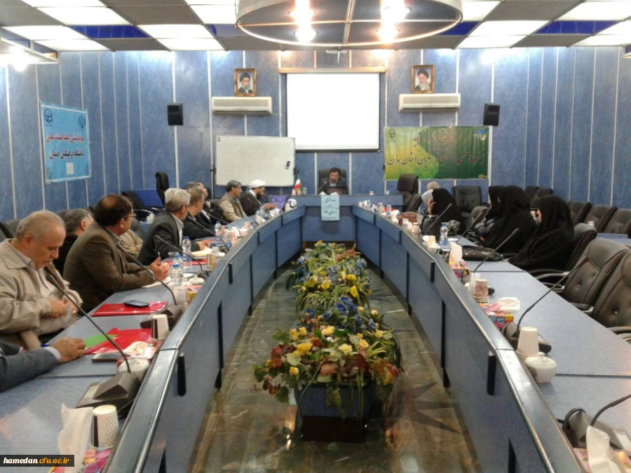 برگزاری کارگاه آموزشی ضیافت اندیشه ویژه اعضای هیات علمی دانشگاه فرهنگیان همدان - بندرانزلی - اسفندماه 1397