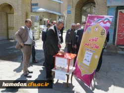 برپایی چادر کمک به سیل زدگان توسط کانون هلال احمر پردیس شهید مقصودی همدان