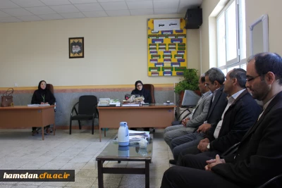 سرپرست دانشگاه فرهنگیان همدان در بازدید از مدارس مجری طرح کارورزی: 
معلمان و مدیران شاغل در مدارس، اساتیدی با تجربه، مهربان و کمک حال دانشگاه فرهنگیان هستند