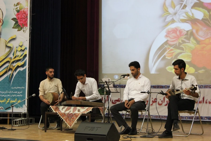 دکتر داریوش رحمانیان در مراسم بزرگداشت مقام معلم در دانشگاه فرهنگیان همدان:
معلمی وقتی با عشق همراه شود آفرینندگی به دنبال خواهد داشت