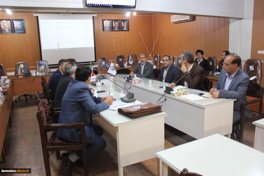 با حضور نمایندگانی از حراست، حقوقی و امور مالی سازمان مرکزی در پردیس شهید مقصودی همدان انجام شد:
برگزاری مناقصه واگذاری امور خدماتی و پشتیبانی دانشگاه فرهنگیان استان همدان در بخش نیروی انسانی از طریق سامانه تدارکات الکترونیکی دولت (ستاد)