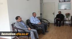 این دانشگاه با سایر دانشگاه ها و مراکز آموزش عالی تفاوت دارد و از درجه ی اهمیت بالاتری برخوردار است

 2