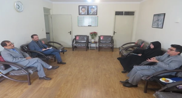 قضاوت آیندگان درباره جمع آوری این مطالب و نوشته ها بسیار مهم و حائز اهمیت است 3