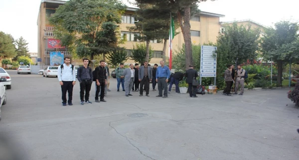 بدرقه ی کاروان زیارتی اربعین دانشجو معلمان پردیس شهید مقصودی همدان با فریاد لبیک یا حسین (ع) 2