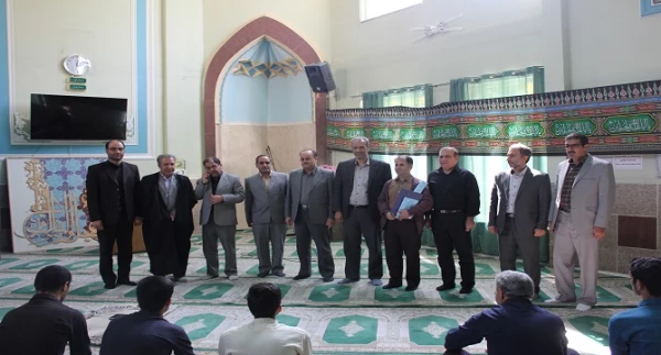 تجلیل از همکار روشندل شاغل در پردیس شهید مقصودی همدان 5