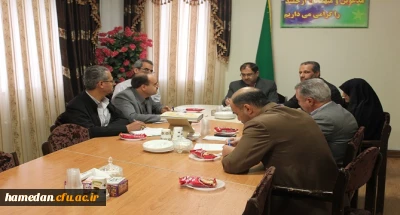 با حضور دبیران شوراهای مختلف دانشگاه فرهنگیان همدان برگزار شد

جلسه توجیهی و هماهنگی استفاده از سامانه ی آموزش عالی (HES) 
