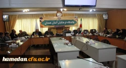 جلسه توجیهی و هماهنگی استفاده از سامانه ی آموزش عالی (HES) 
 2