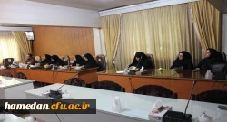 جلسه توجیهی و هماهنگی استفاده از سامانه ی آموزش عالی (HES) 
 4