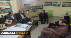 بازدید دکتر علی نجفی سرپرست مدیریت امور پردیس های استان از موزه ی اسناد و گنجینه ی آموزش و پرورش 2