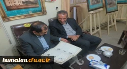 بازدید دکتر علی نجفی سرپرست مدیریت امور پردیس های استان از موزه ی اسناد و گنجینه ی آموزش و پرورش 6