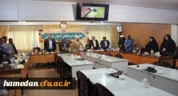 استادان گروه معارف علاوه بر مسئولیت مهم آموزشی، نقش بی بدیل فرهنگی را نیز عهده دارند 3