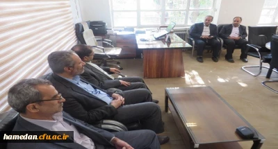 دکتر نجفی در دیدار رئیس آموزش و پرورش ناحیه دو همدان

دانشگاه فرهنگیان و آموزش و پرورش نه تنها از هم جدا نیستند؛ بلکه در قالب یک خانواده ی صمیمی، همواره در کنار هم هستند