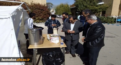 شور و شادمانی در سالروز امامت حضرت حجت (عج)

با برپایی ایستگاه صلواتی و پخش مولودی خوانی در محوطه پردیس شهید مقصودی همدان